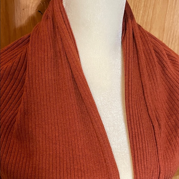 Leith Rust Open-Front Ribbed Draped Cardigan - Picture 2 of 4